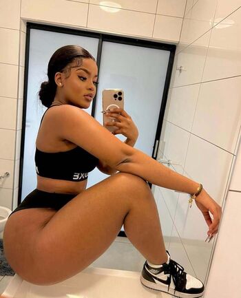 Full leaked Littest private onlyfans photo