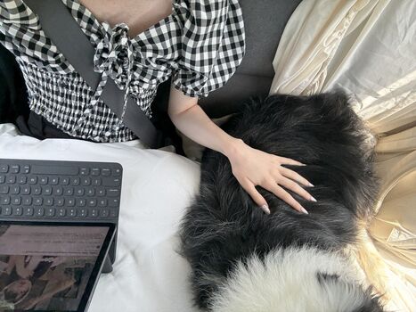 Full leaked Little bella bunny private onlyfans photo