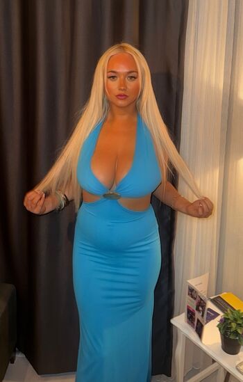 Full leaked Little blonde private photo