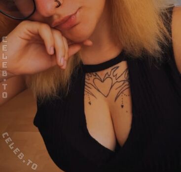 Full leaked Little devil private onlyfans photo