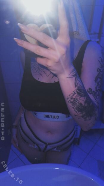 Full leaked Little devil private onlyfans photo