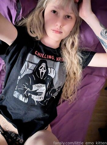 Full leaked Little emo kitten page private onlyfans photo