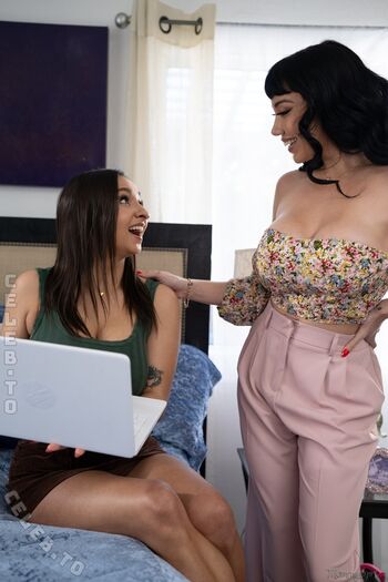 Full leaked Little puck  page private onlyfans photo