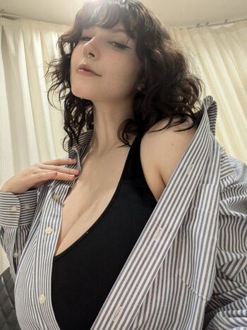 Full leaked Little robin private photo