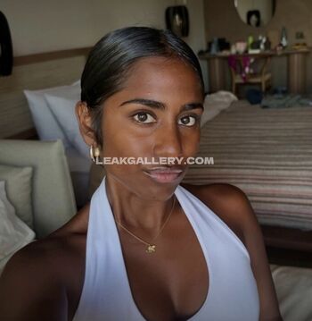 Full leaked Littledeeva private photo