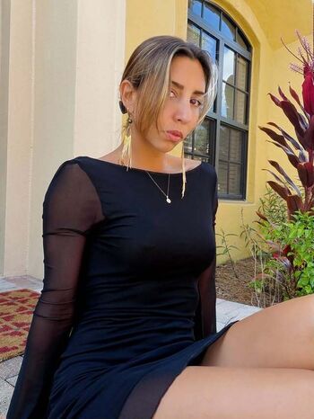 Full leaked Littlefitdevil private onlyfans photo