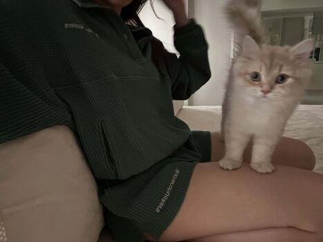 Full leaked Littlemisskhan private onlyfans photo