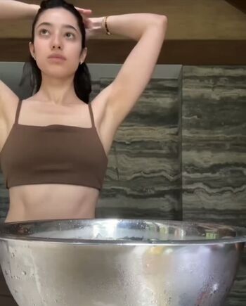 Full leaked Littlemisskhan private photo