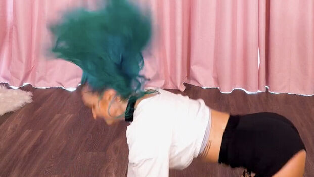 Full leaked Littlesiha private photo