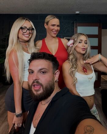 Full leaked Liv morgan private photo