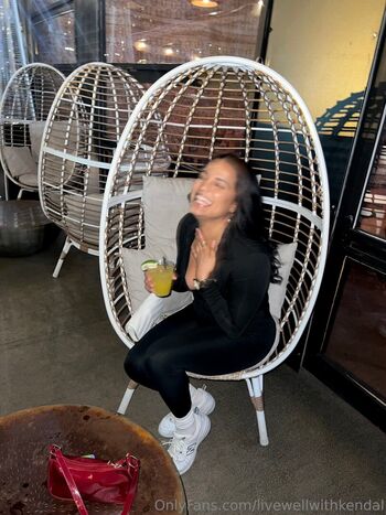 Full leaked Livewellwithkendal page private photo