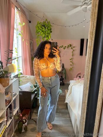 Full leaked Livewellwithkendal private photo