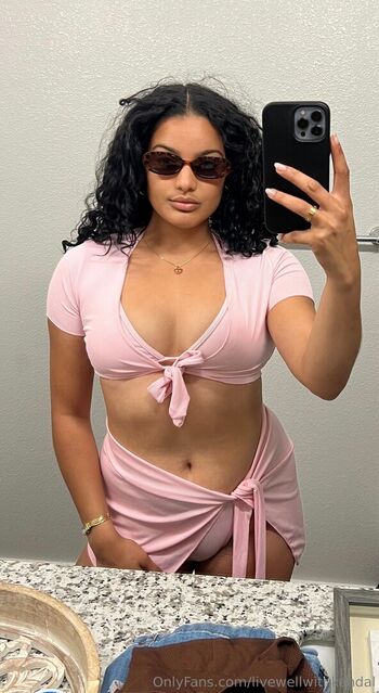 Full leaked Livewellwithkendal private photo