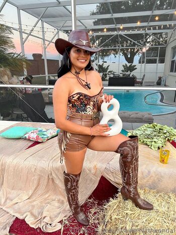 Full leaked Livewellwithkendal private photo