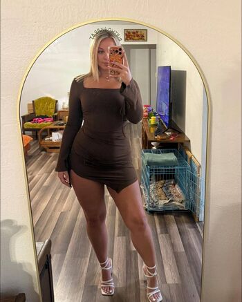 Full leaked Livgundy private onlyfans photo