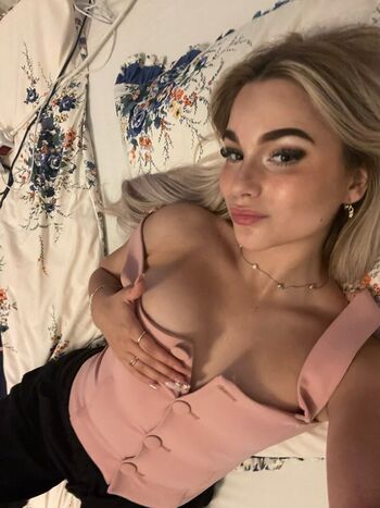 Full leaked Livhughes private photo
