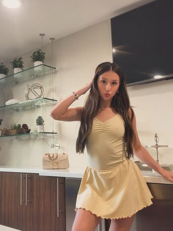 Full leaked Livi blossom private onlyfans photo