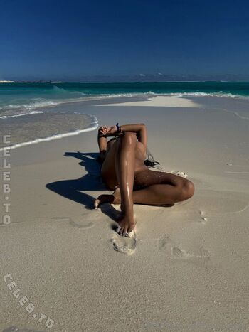 Full leaked Liviasiren private onlyfans photo