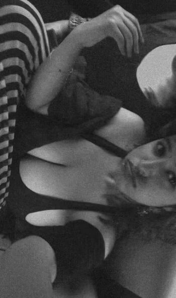 Full leaked Livingraves private onlyfans photo