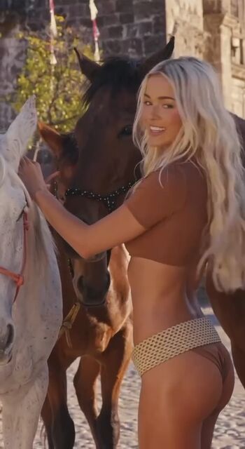 Full leaked Livvy dunne  page private onlyfans photo