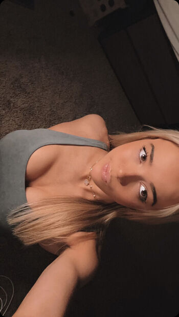 Full leaked Livvy dunne private photo