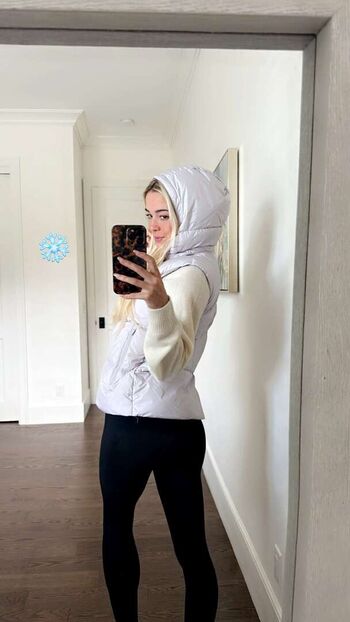 Full leaked Livvy dunne page private photo