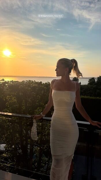 Full leaked Livvy dunne page private photo