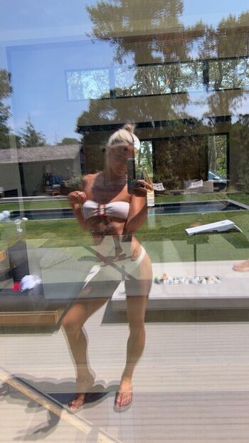 Full leaked Livvy dunne page private photo
