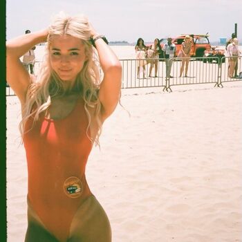 Full leaked Livvy dunne private photo