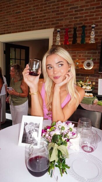 Full leaked Livvy dunne private photo