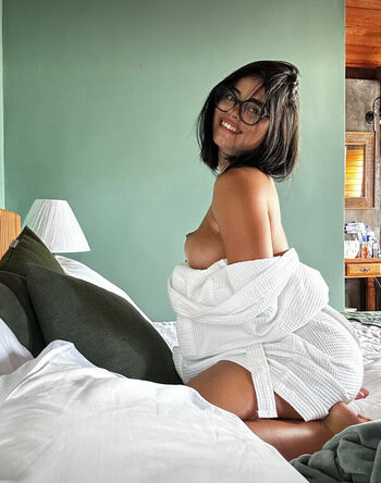 Full leaked Livvycherry private photo