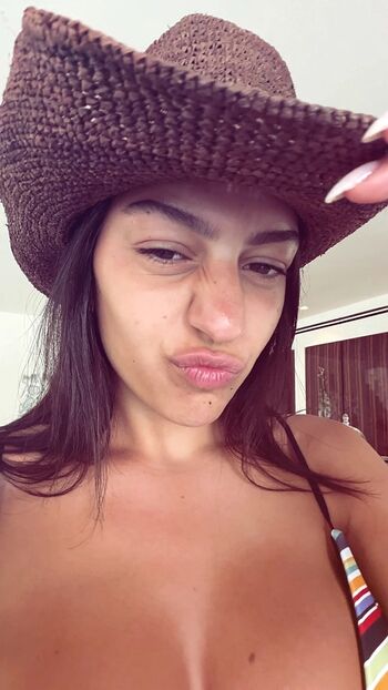 Full leaked Liyamizrahii private photo
