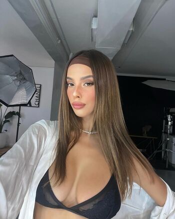 Full leaked Liyan adi private photo