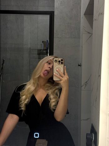 Full leaked Liyastar private photo