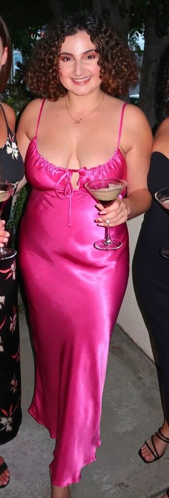 Full leaked Liz mina private photo