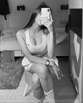 Full leaked Lizezki private photo