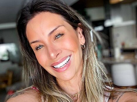 Full leaked Lizi benites private onlyfans photo