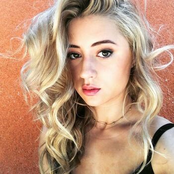 Full leaked Lizze broadway private onlyfans photo