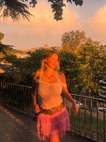 Full leaked Lizzie quinn private photo