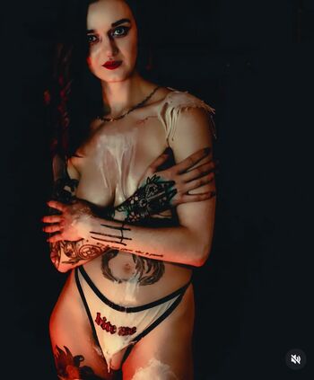 Full leaked Lizziehigginbottom private photo