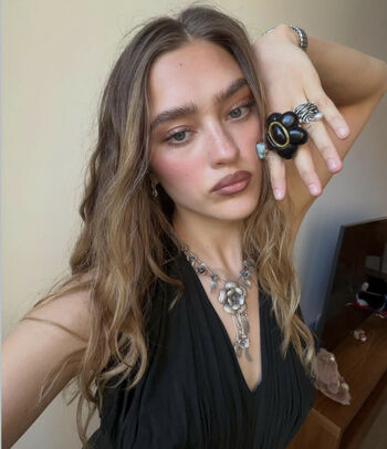 Full leaked Lizzy greene private photo