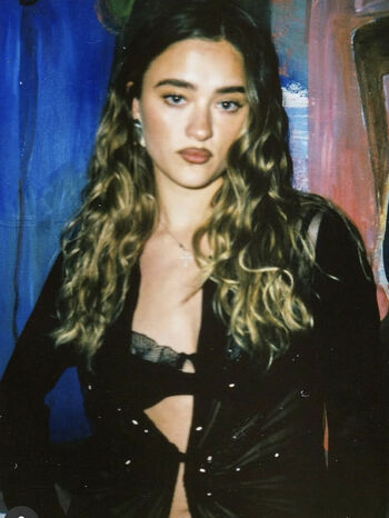 Full leaked Lizzy greene private photo