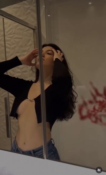 Full leaked Llshn private onlyfans photo