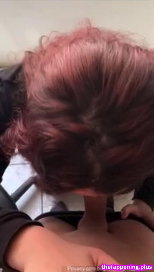 agatinhascvl / esscoliose / llunapeach Naakte OnlyFans Foto #8