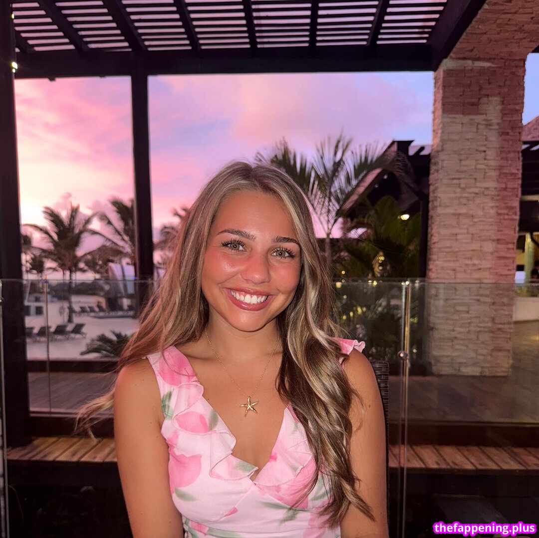 Llyssa Nichole / alyyssanicole / llyssanicholee नग्न OnlyFans फोटो #16