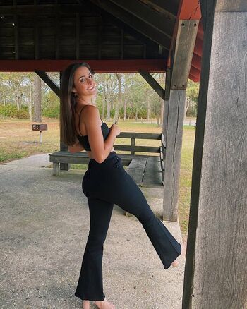 Full leaked Lo deann private onlyfans photo