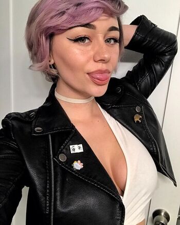 Full leaked Localgal private photo