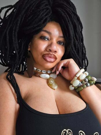 Full leaked Lockedhoneyprincess page private onlyfans photo