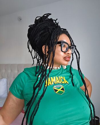 Full leaked Lockedhoneyprincess private onlyfans photo