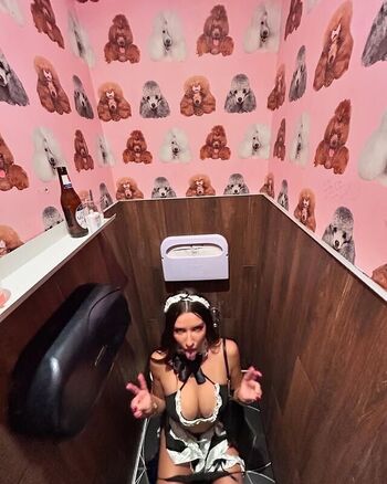 Full leaked Logan sutera page private onlyfans photo